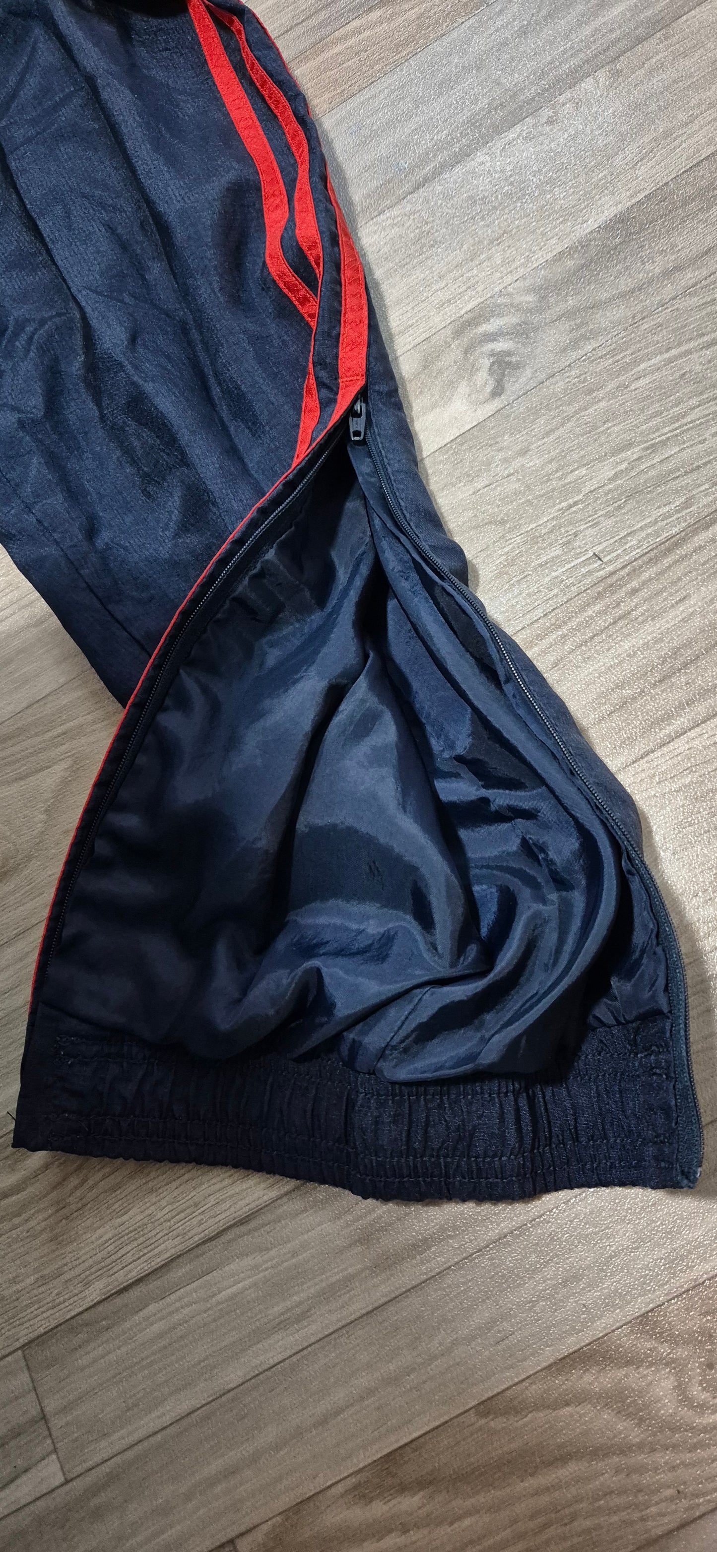 Adidas FC Bayern München Vintage Style Trainingsanzug Tracksuit 2021 Blau/Rot