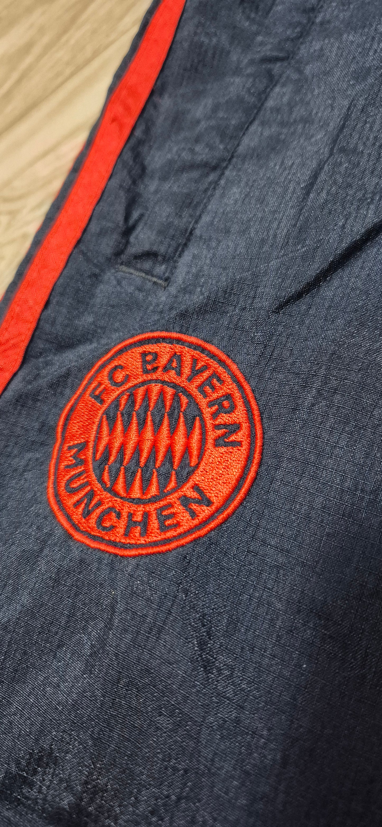 Adidas FC Bayern München Vintage Style Trainingsanzug Tracksuit 2021 Blau/Rot